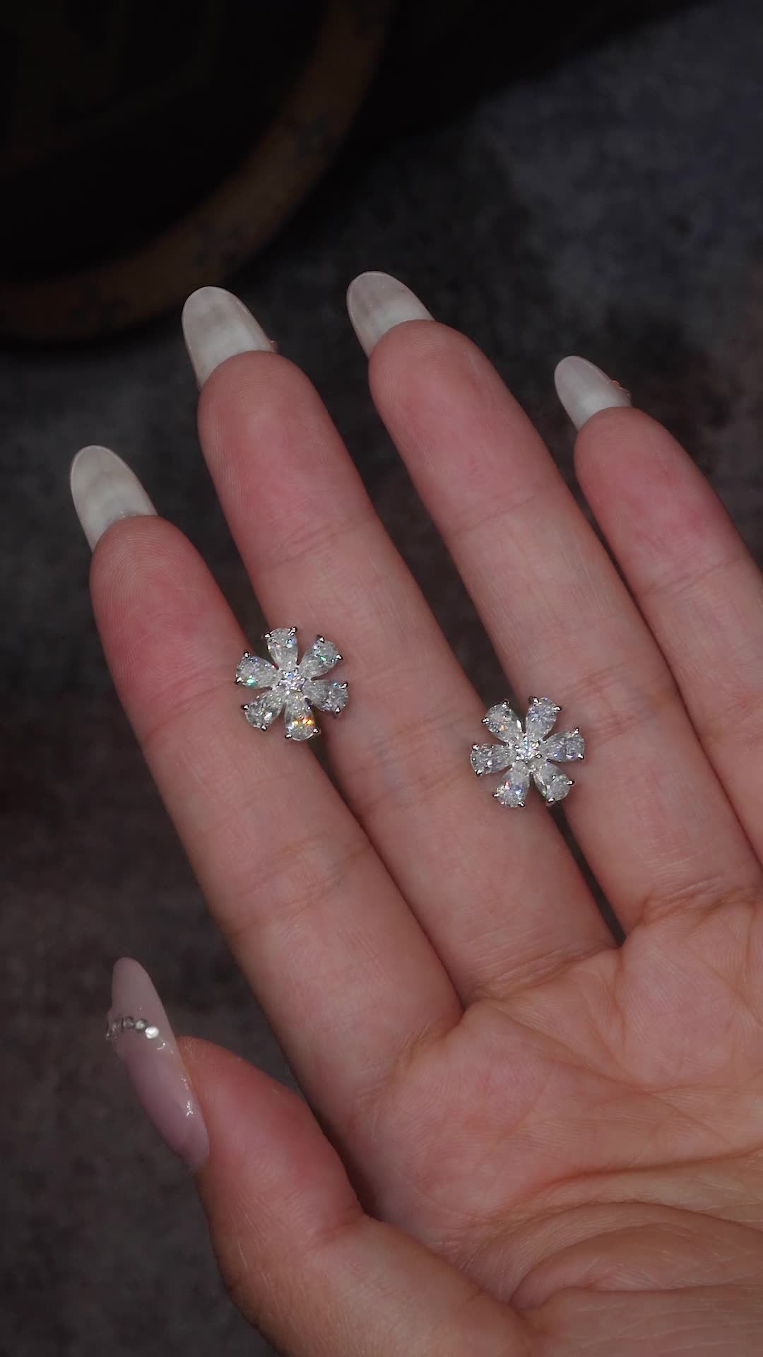 Niche Design Sterling Silver Light Luxury Moissanite Hw Same Snowflake Earrings