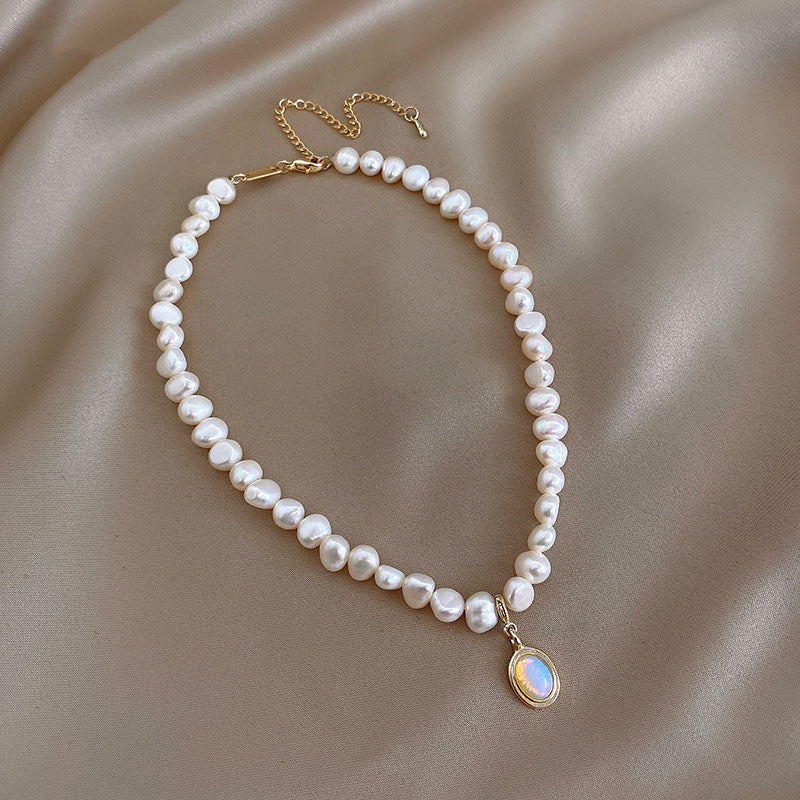 Light Luxury Clavicle Pearl Necklace