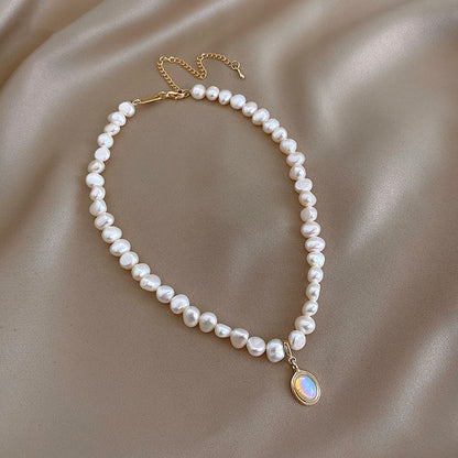 Light Luxury Clavicle Pearl Necklace