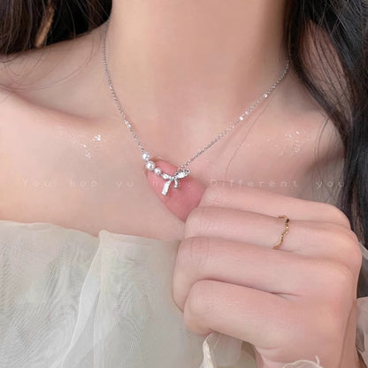 Light Luxury Clavicle Pearl Necklace