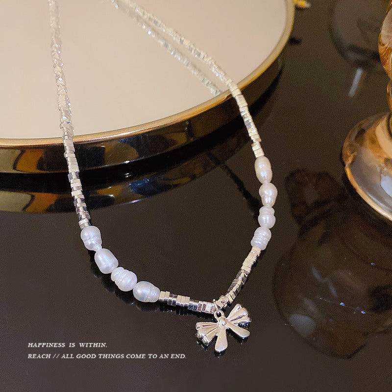 Light Luxury Clavicle Pearl Necklace