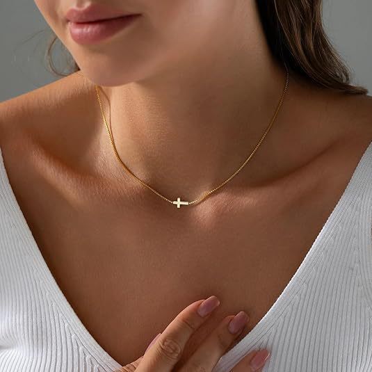 Fashionable Miniature Cross Pendant Necklace